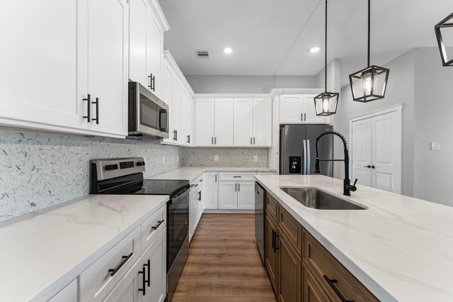 1116 Longleaf Pine St Street, Huffman, TX 77336