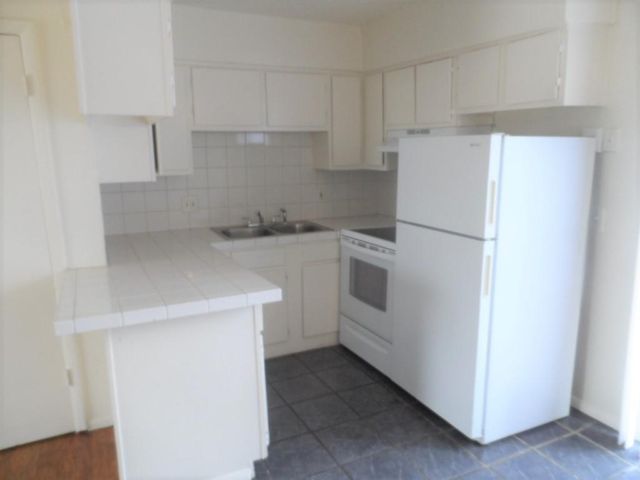 2504 N Hudson Avenue E, Oklahoma City, OK 73103