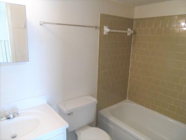 2504 N Hudson Avenue E, Oklahoma City, OK 73103