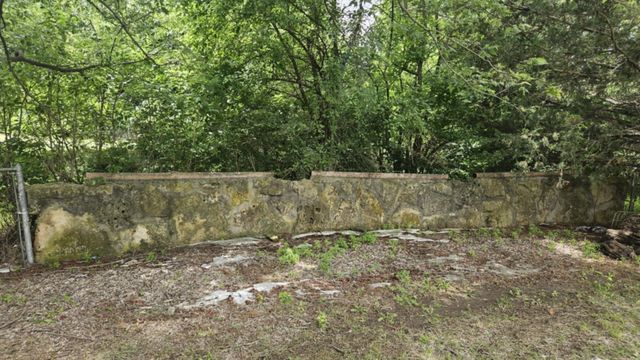 10498 SW 90th St, Augusta, KS 67010