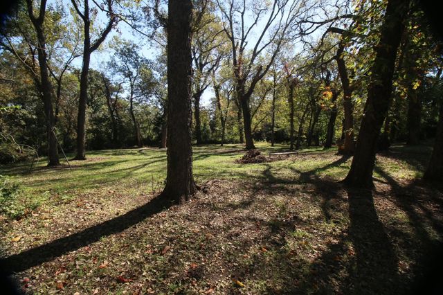 10498 SW 90th St, Augusta, KS 67010