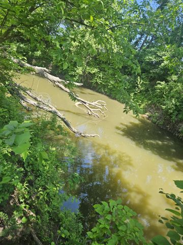 10498 SW 90th St, Augusta, KS 67010