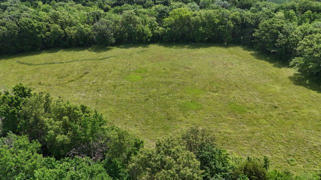 10498 SW 90th St, Augusta, KS 67010