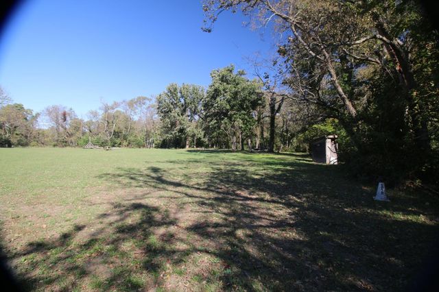 10498 SW 90th St, Augusta, KS 67010