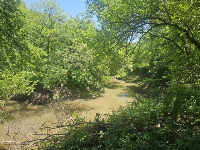 10498 SW 90th St, Augusta, KS 67010