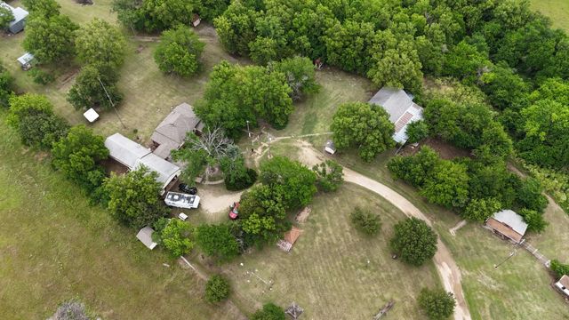 10498 SW 90th St, Augusta, KS 67010