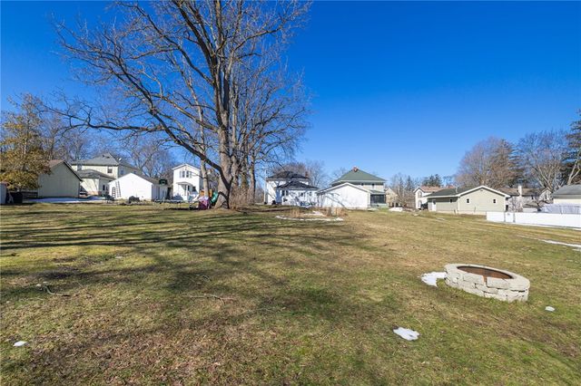 78 East Main Street, Leroy, NY 14482