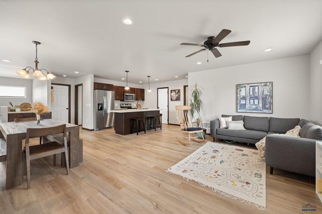 4461 MISTY WOODS LN, Rapid City, SD 57701