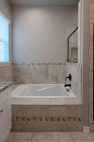 4726 Oyster Lane, Bay City, TX 77414