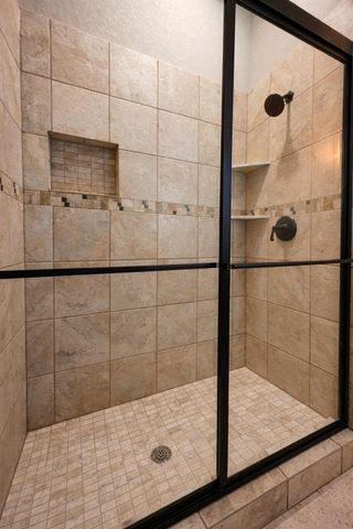 4726 Oyster Lane, Bay City, TX 77414