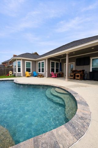 4726 Oyster Lane, Bay City, TX 77414