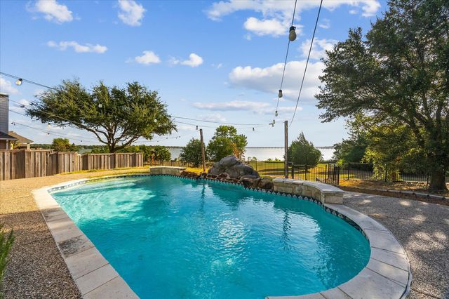 4102 Stone Haven Drive, Garland, TX 75043