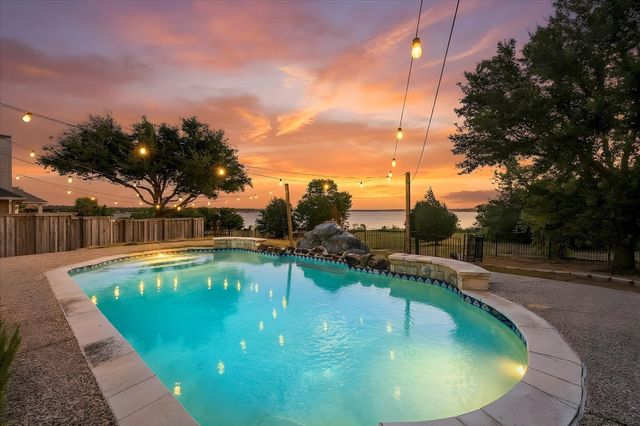4102 Stone Haven Drive, Garland, TX 75043