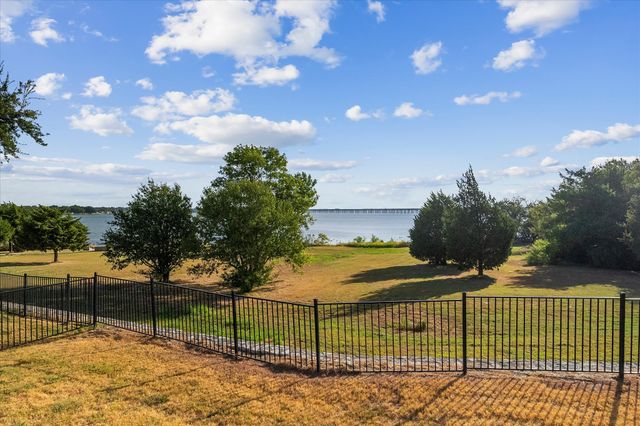 4102 Stone Haven Drive, Garland, TX 75043