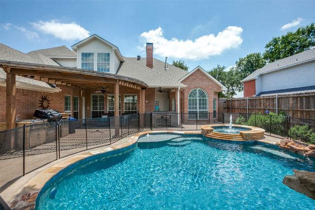 5807 Covehaven Drive, Dallas, TX 75252