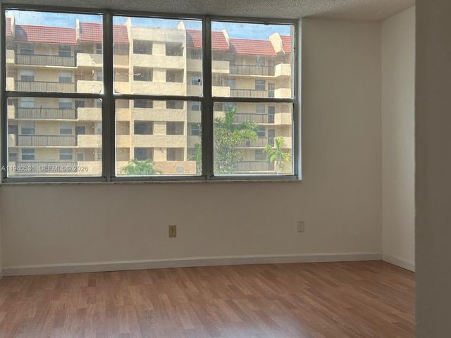 3651 Environ Blvd 256, Lauderhill, FL 33319