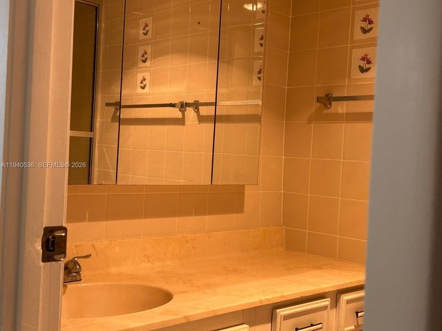 3651 Environ Blvd 256, Lauderhill, FL 33319