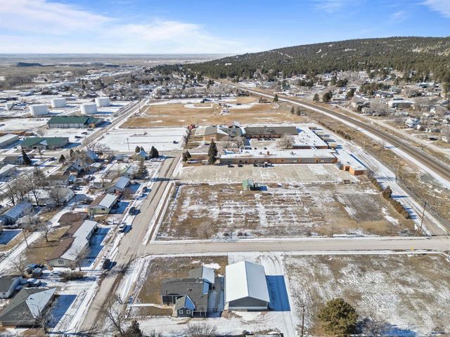 519 PINE STREET, Newcastle, WY 82701