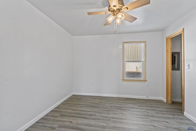 519 PINE STREET, Newcastle, WY 82701