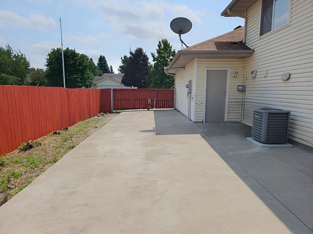 7051 147th Avenue NW, Ramsey, MN 55303