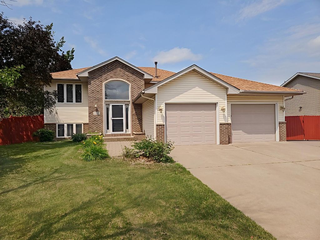 7051 147th Avenue NW, Ramsey, MN 55303