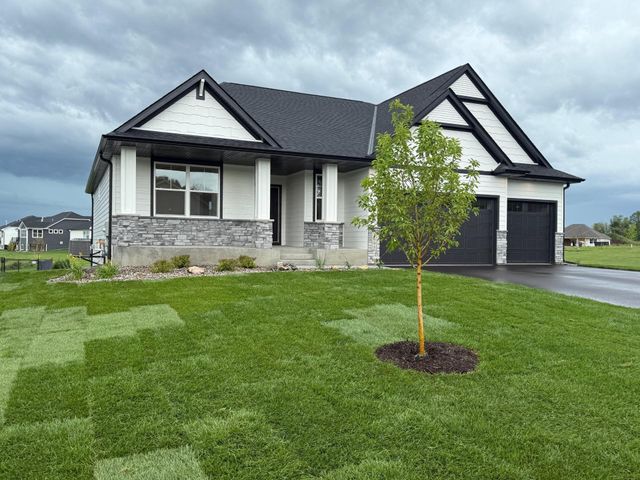 7635 Ochoa Avenue NE, Otsego, MN 55330