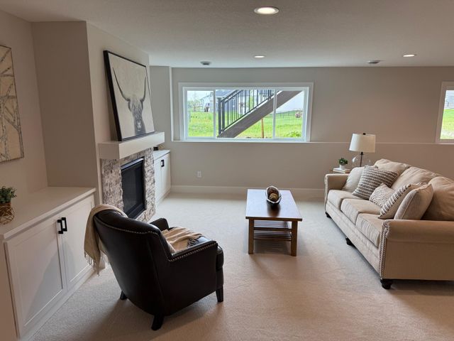 7635 Ochoa Avenue NE, Otsego, MN 55330