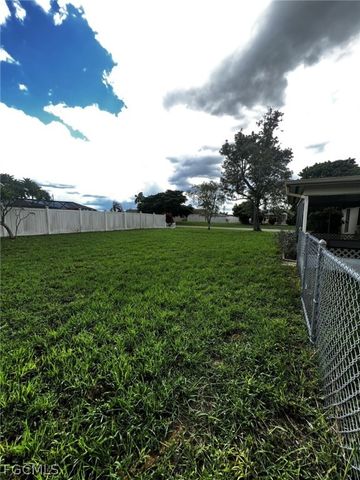 1102 SE 16th ST, Cape Coral, FL 33990