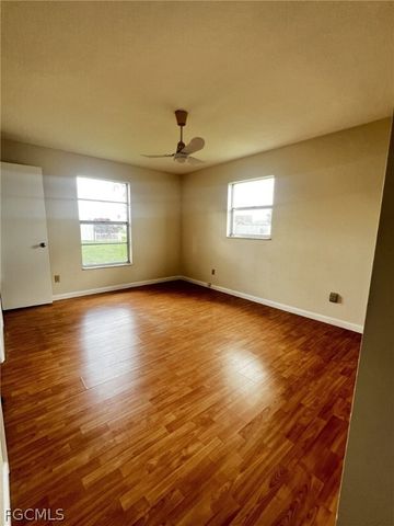 1102 SE 16th ST, Cape Coral, FL 33990