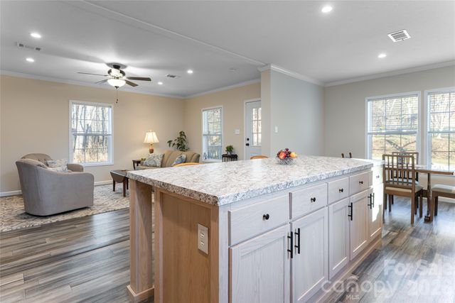 321 Flat Creek Road, Black Mountain, NC 28711