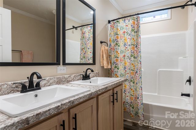 321 Flat Creek Road, Black Mountain, NC 28711