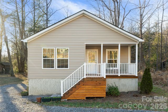 321 Flat Creek Road, Black Mountain, NC 28711