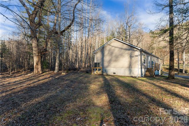 321 Flat Creek Road, Black Mountain, NC 28711