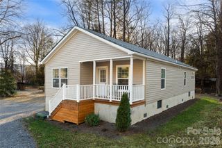 321 Flat Creek Road, Black Mountain, NC 28711