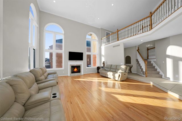 43358 Chester Drive, Sterling Heights, MI 48314