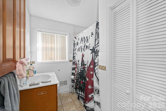 2508 Lynn Drive, Gastonia, NC 28054