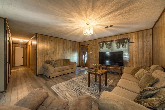 448 Candlewood Circle, Cabot, AR 72023