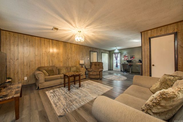 448 Candlewood Circle, Cabot, AR 72023