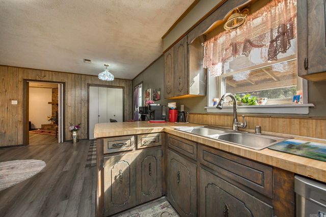448 Candlewood Circle, Cabot, AR 72023