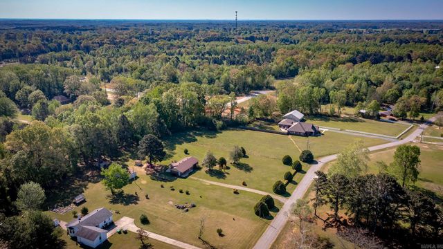 448 Candlewood Circle, Cabot, AR 72023