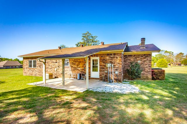 448 Candlewood Circle, Cabot, AR 72023