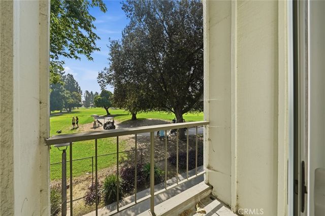 9646 Karmont, South Gate, CA 90280