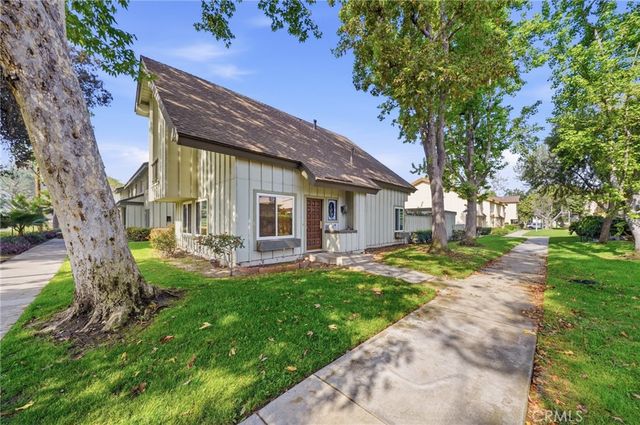 9646 Karmont, South Gate, CA 90280