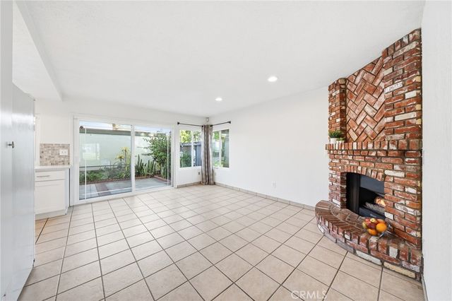 9646 Karmont, South Gate, CA 90280