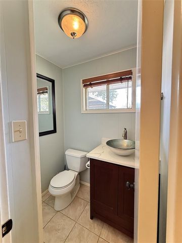 129 Circle Dr, Cleveland, TX 77327