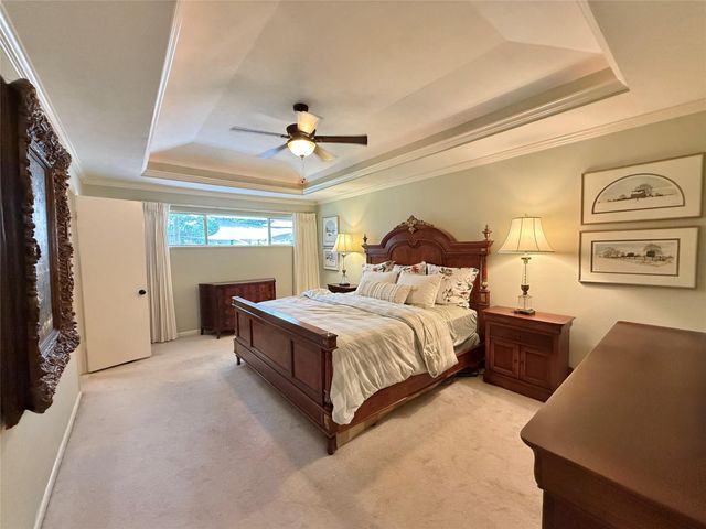 129 Circle Dr, Cleveland, TX 77327