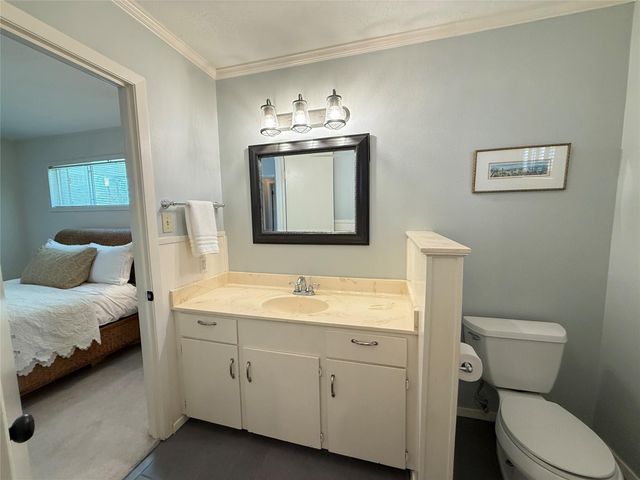 129 Circle Dr, Cleveland, TX 77327