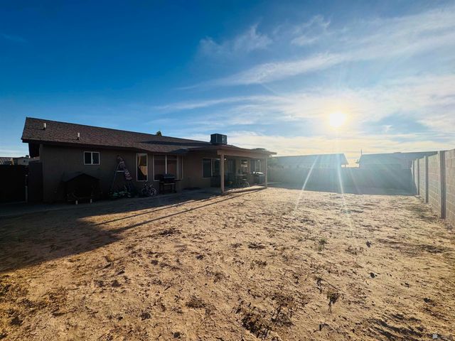 828 W 13 St, Somerton, AZ 85350