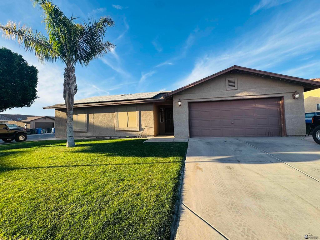 828 W 13 St, Somerton, AZ 85350
