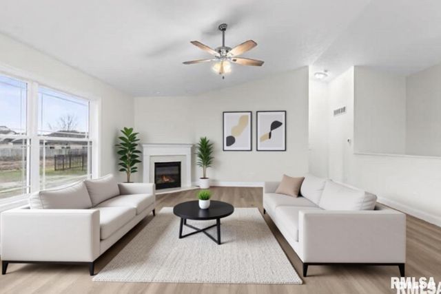 6200 Wind Tree Road, Springfield, IL 62712